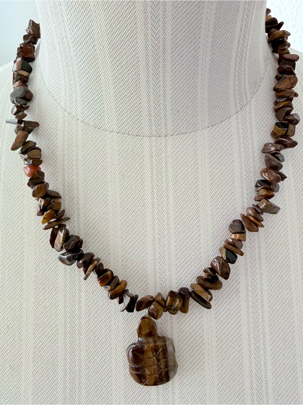 Natural Tiger's Eye Chip Bead Necklace Carved Turtle Pendant Boho 16”- 18"